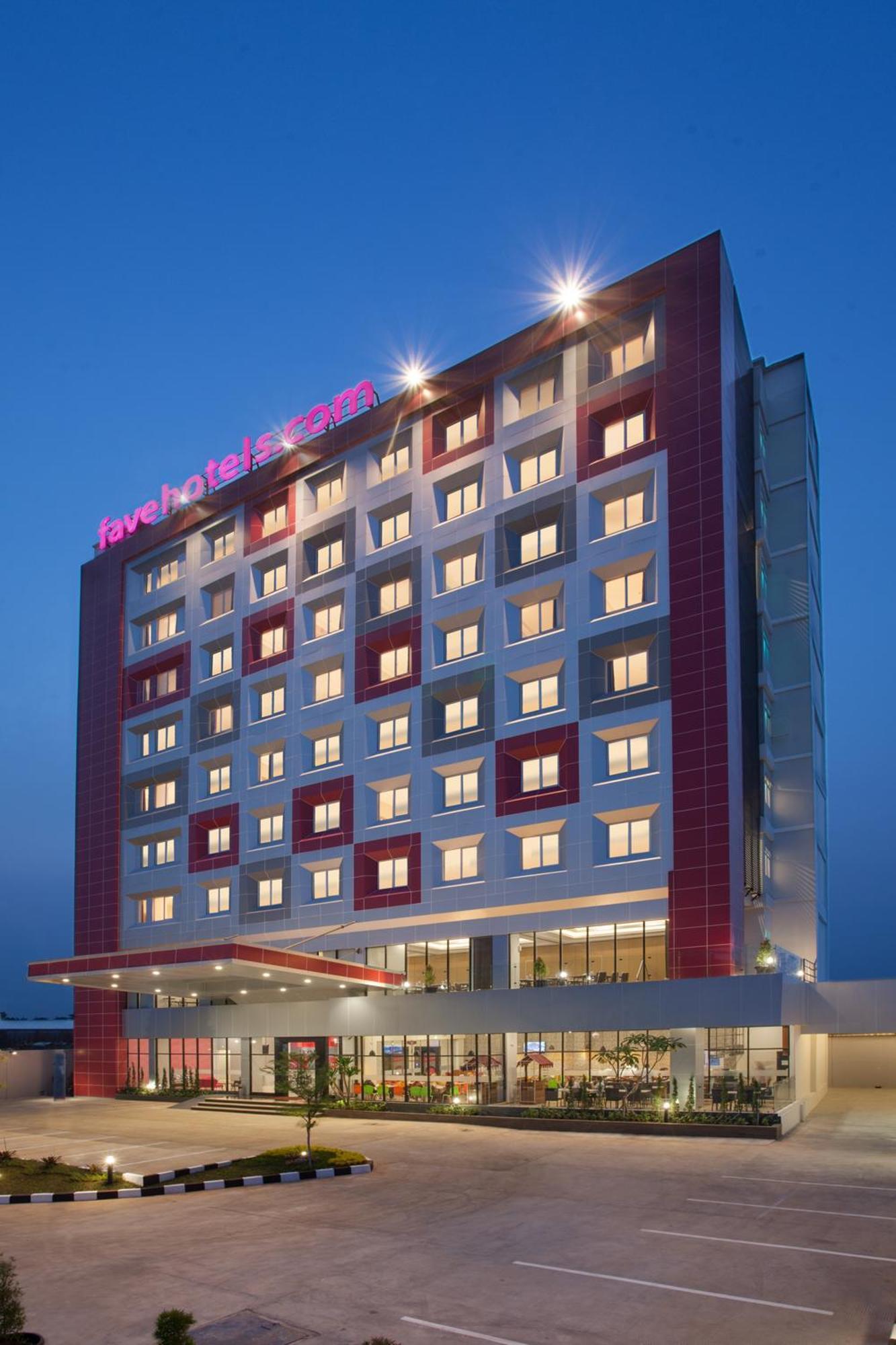 Favehotel Hasyim Ashari Tangerang Esterno foto